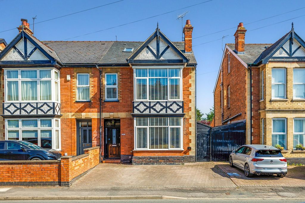 Property photo 1 of 29