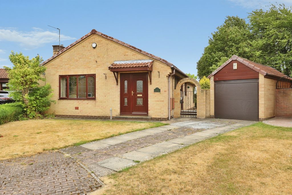 Property photo 1 of 19