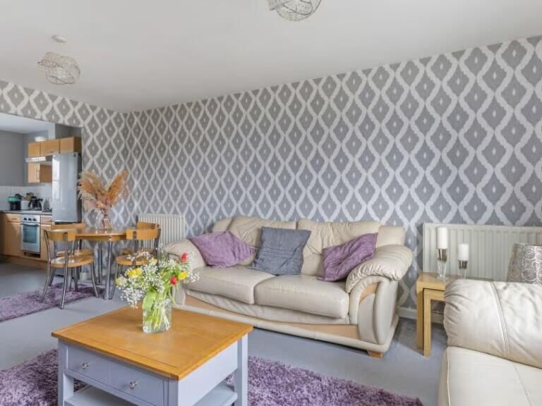 Property photo 3 of 24 Living Room