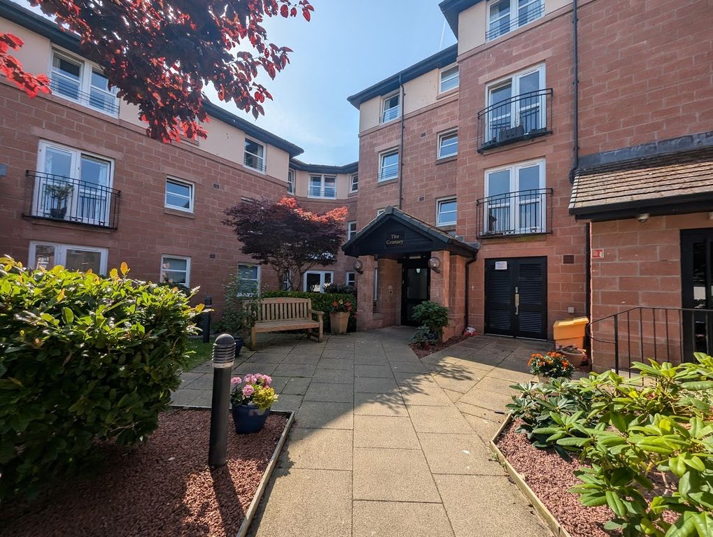 Property photo 1 of 14