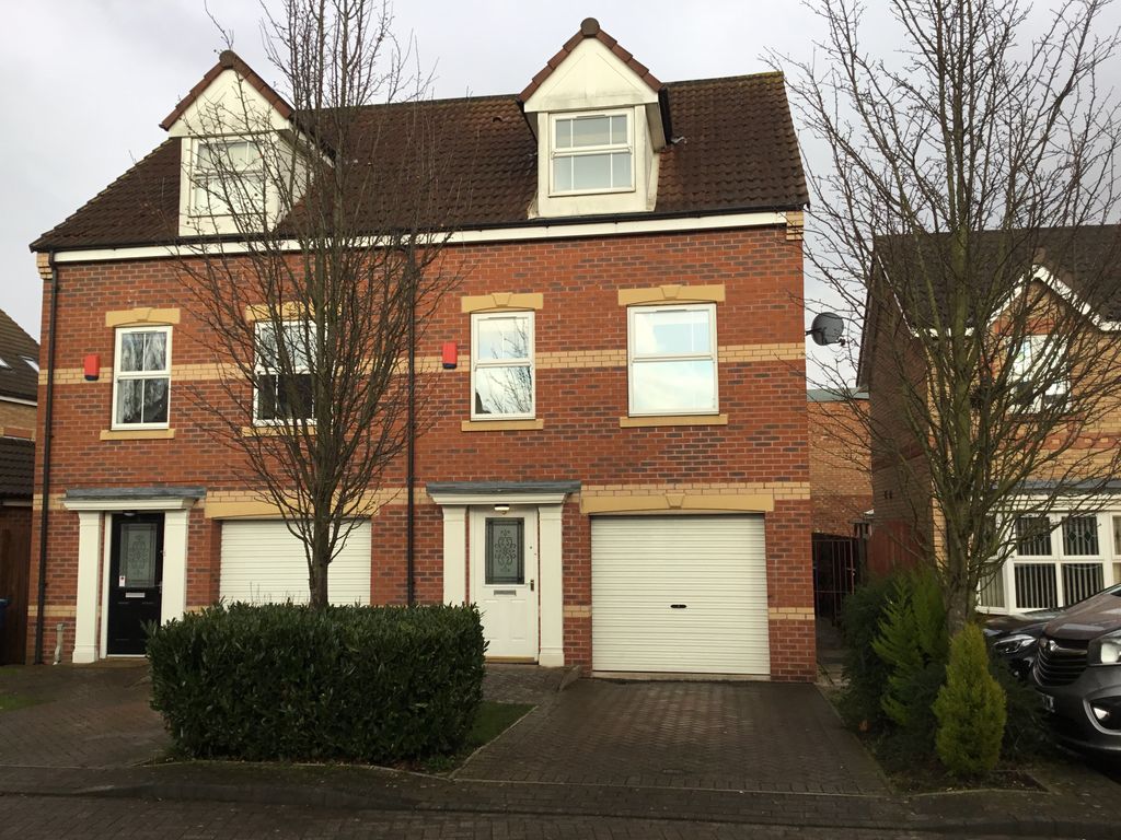 Property photo 1 of 4 External