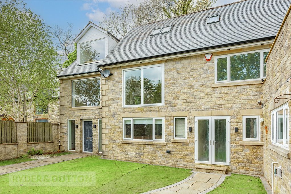 Property photo 1 of 32 Rear Elevation