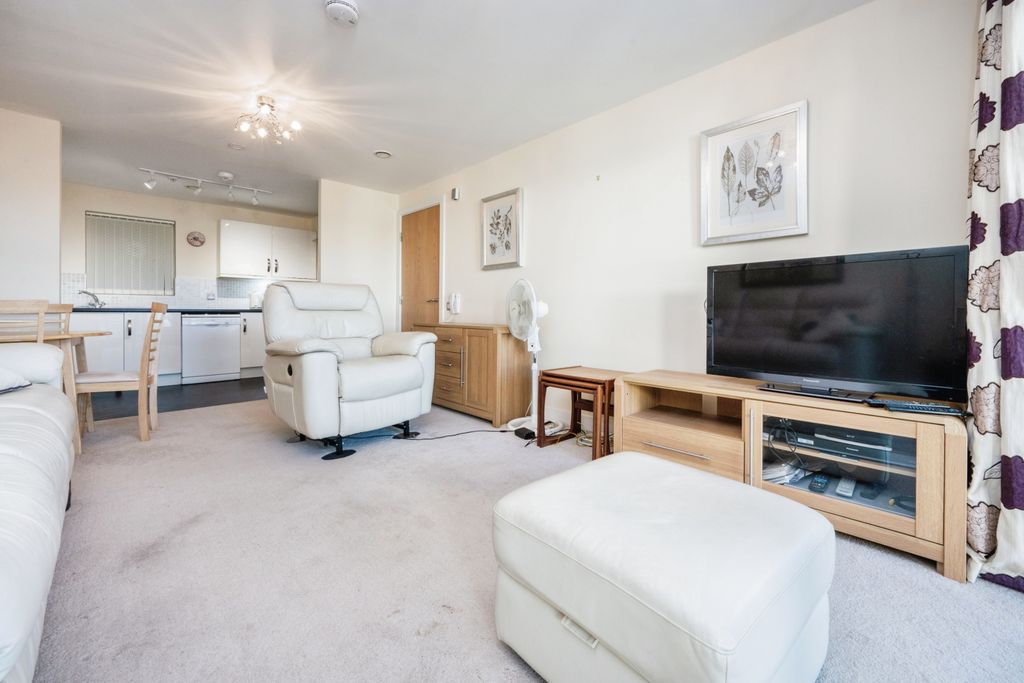 Property photo 3 of 17 Photography