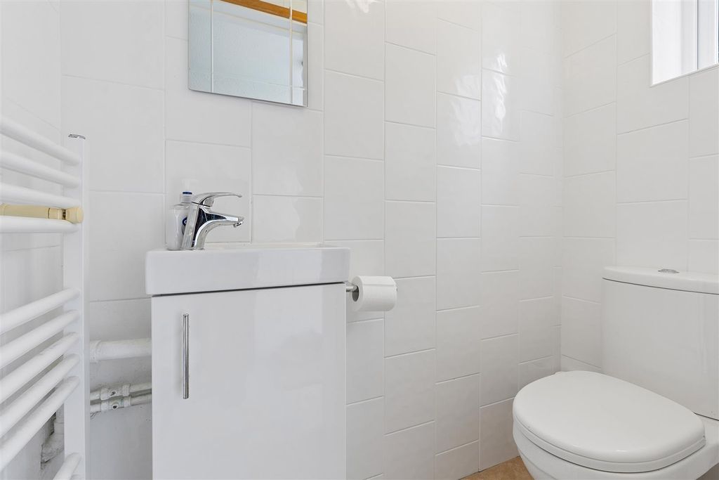 Additional image 9 of 3 bed terraced house for saleCaling Croft, New Ash Green DA3