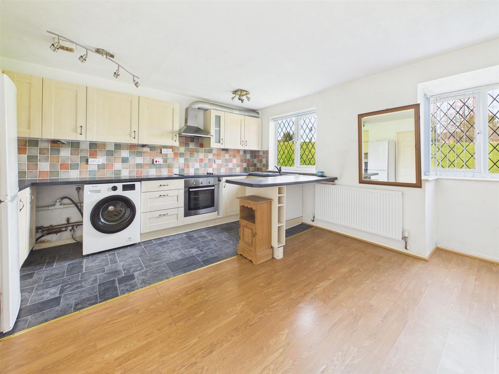 Property photo 2 of 6 Cam05510G0-Pr0186-Still003.Jpg