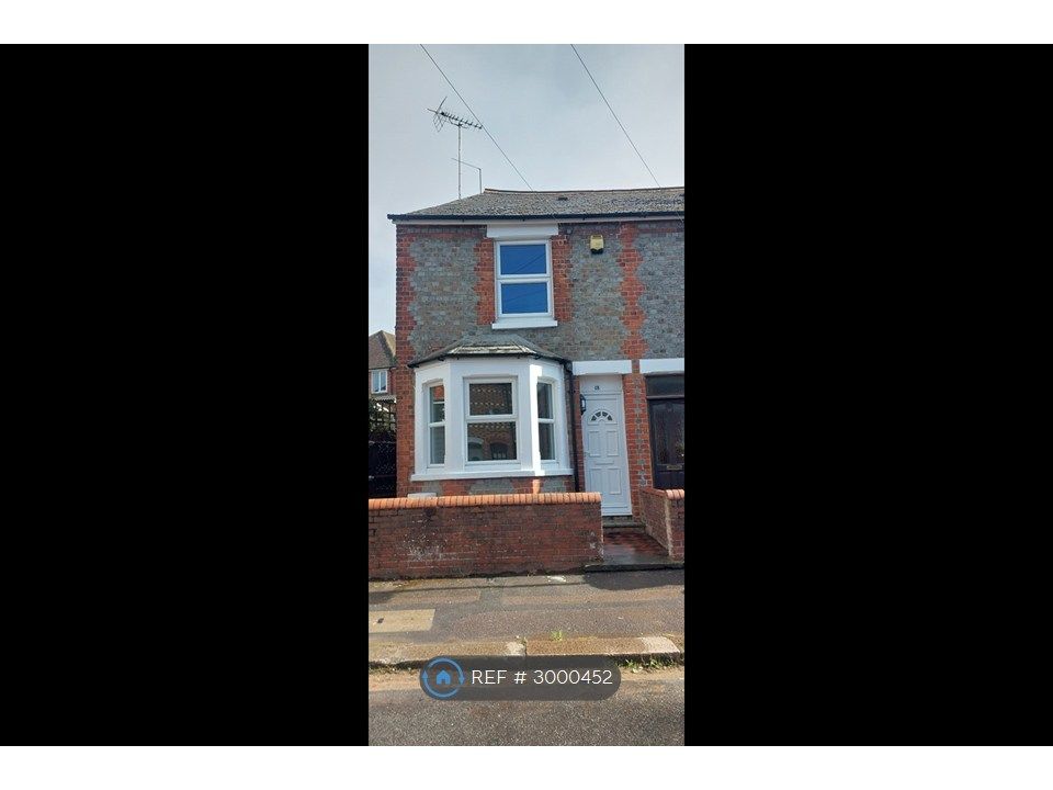 Property photo 2 of 32