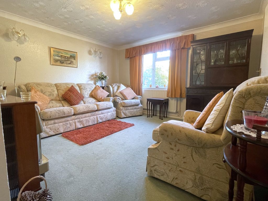 Property photo 2 of 12 Img_5968