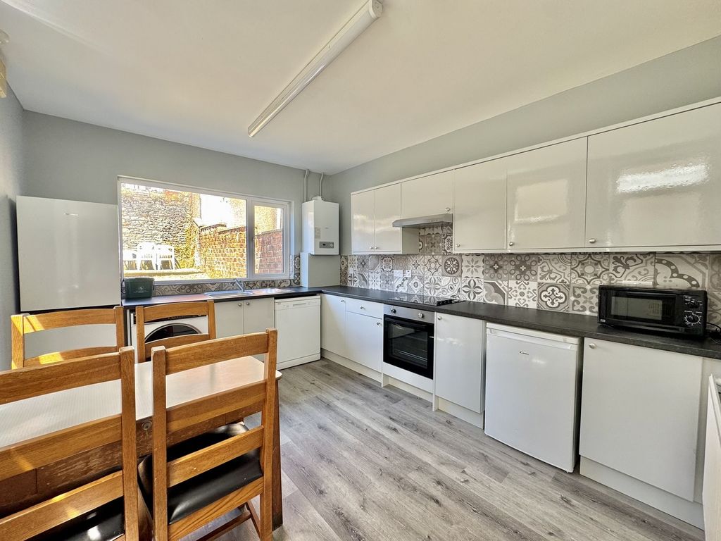 Property photo 2 of 16 Not Specified