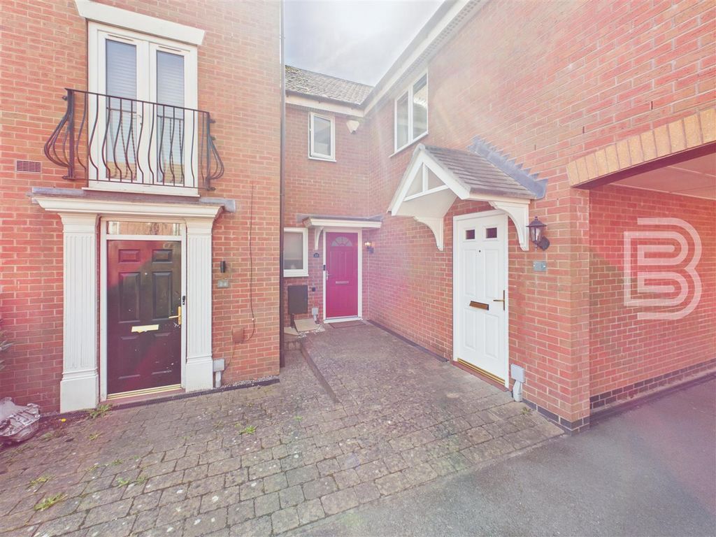 Property photo 3 of 19 Front.Jpg