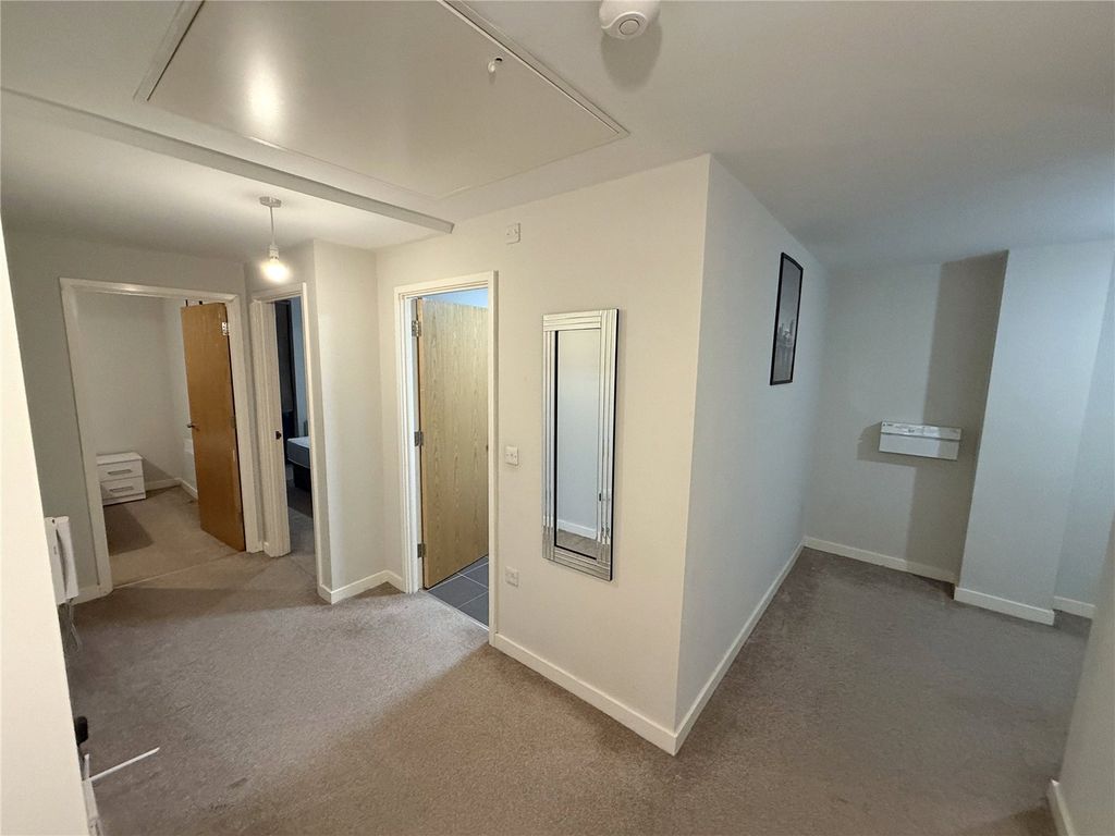 Property photo 2 of 8 Picture No. 26