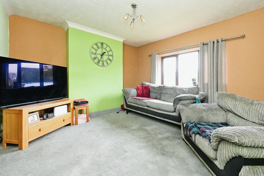 Property photo 2 of 17 Photography
