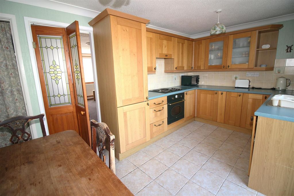 Property photo 2 of 14 Img_9060.Jpg