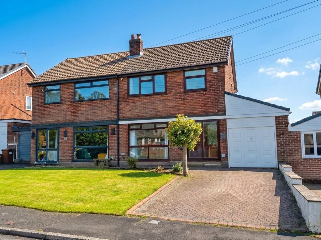Property photo 1 of 35 Picture No. 04