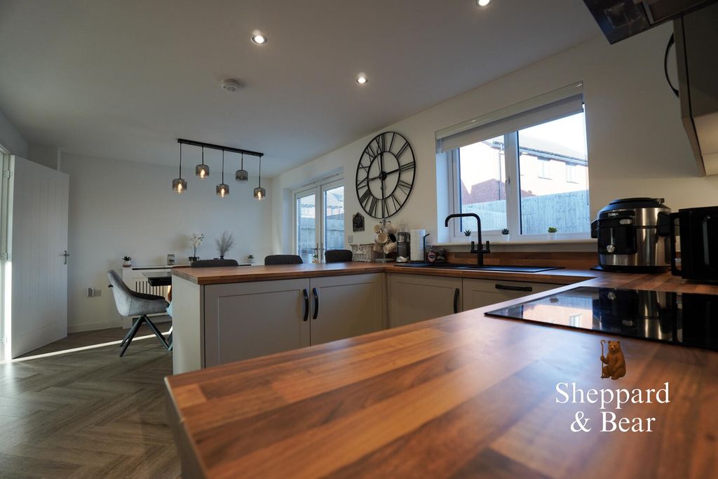 Property photo 1 of 47 Dsc01610.Jpg