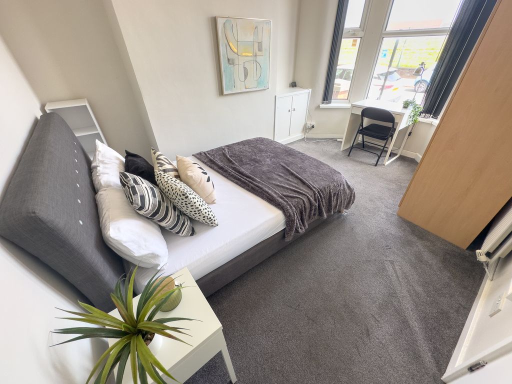 Property photo 3 of 14 Img_4726