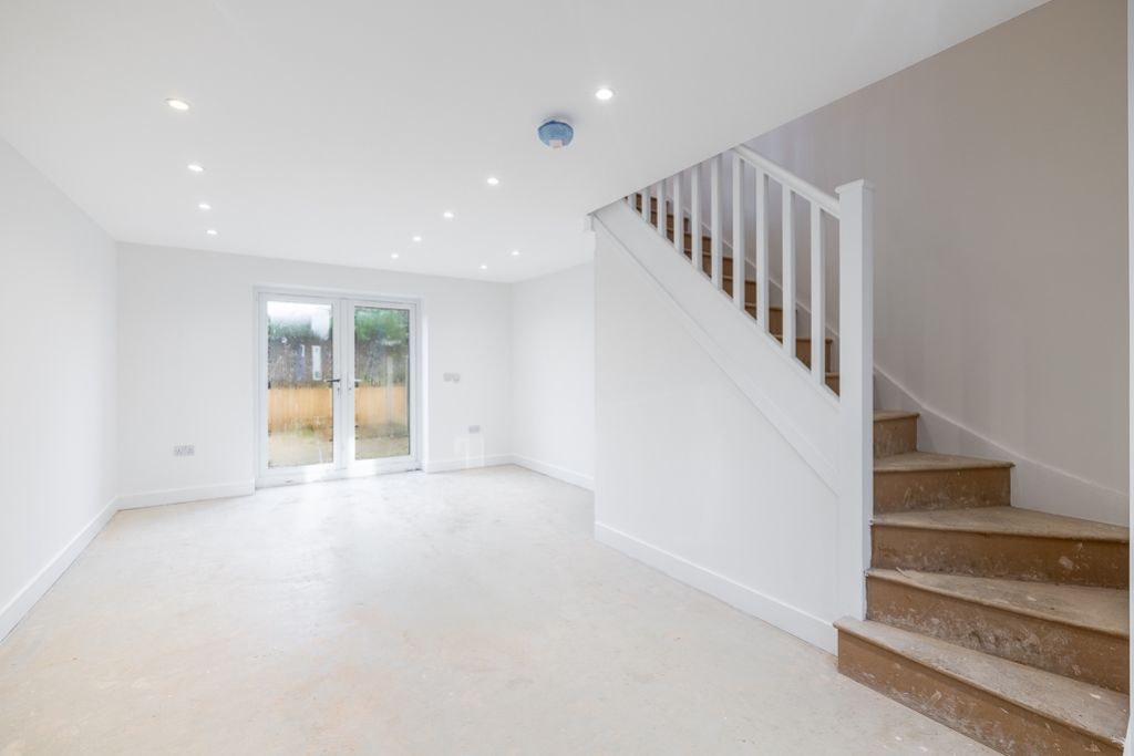 Property photo 3 of 18 Plot 2 Nursery Court (Sleaford)-10