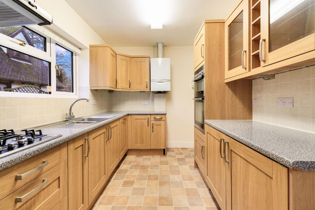 Property photo 2 of 20 Img (15).Jpg