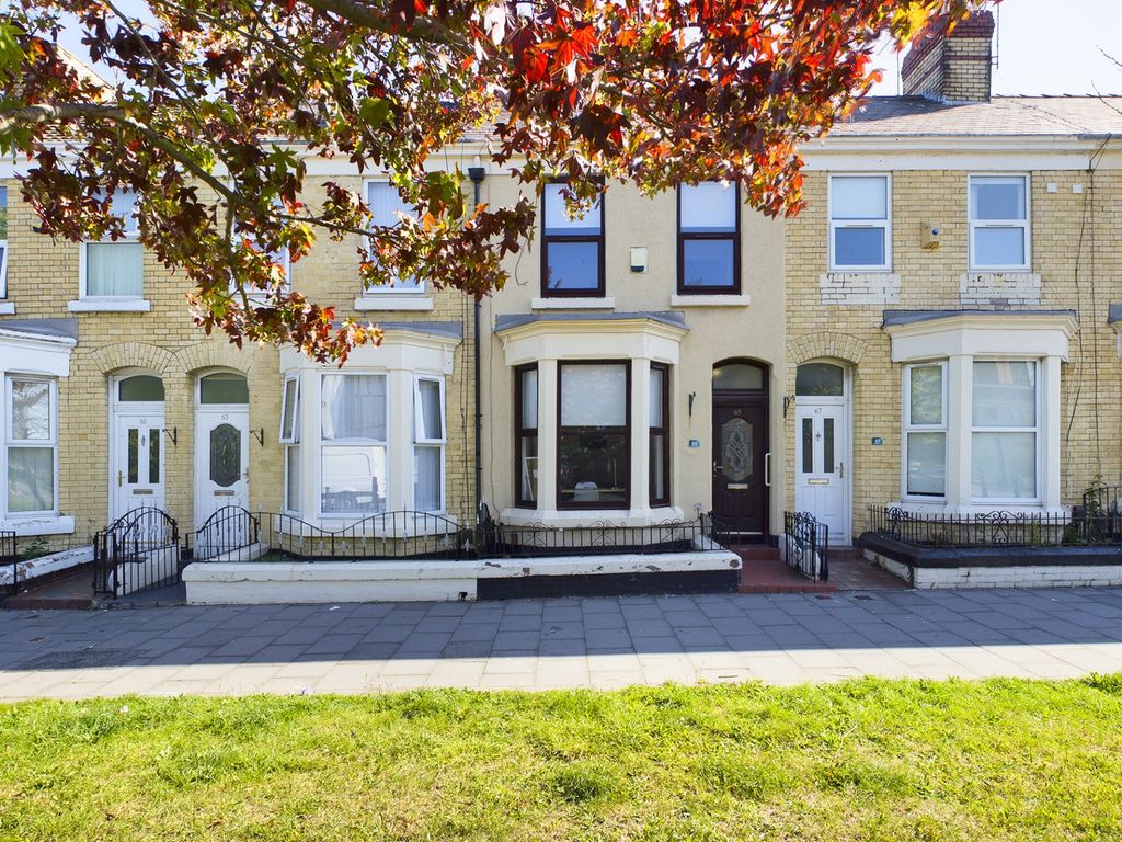 Property photo 3 of 21 A Charming Exterior View Of The Property With Well...