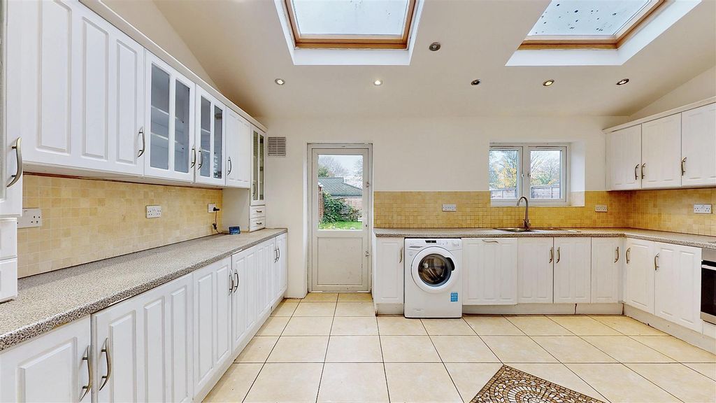 Property photo 2 of 22 P7.Jpg