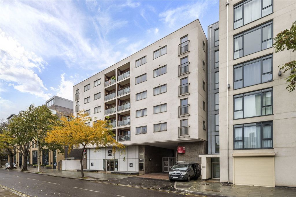 Property photo 1 of 8