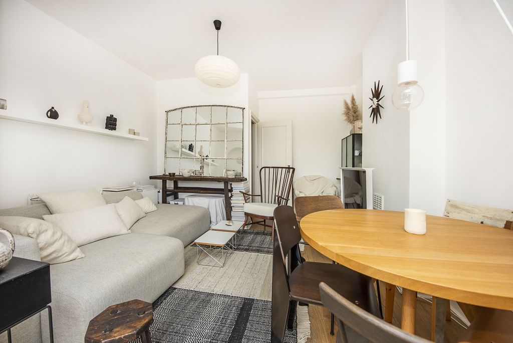 Property photo 3 of 11 356A-Upper-Ricmon...