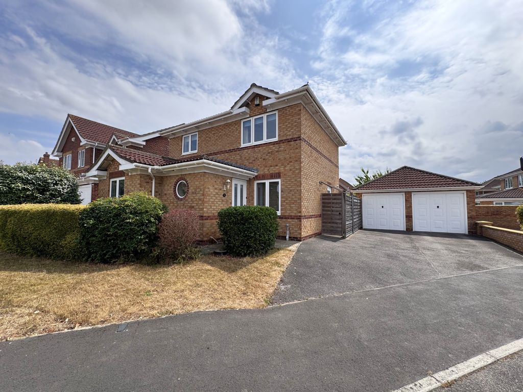 Property photo 1 of 11