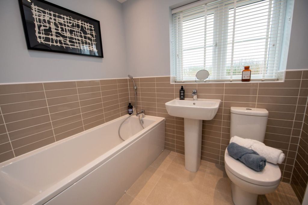 Property photo 2 of 7 Br101-Celm01-0007