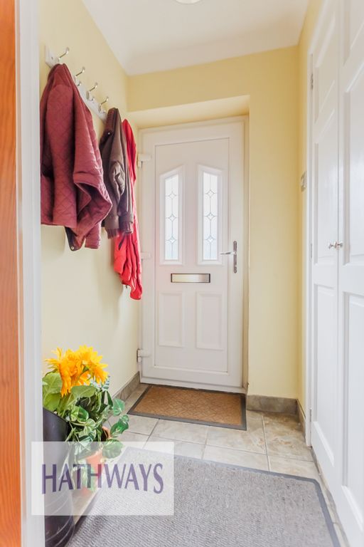 Property photo 3 of 48