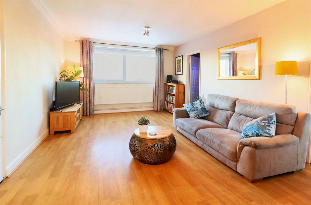 Property photo 3 of 15 Robinson Jackson