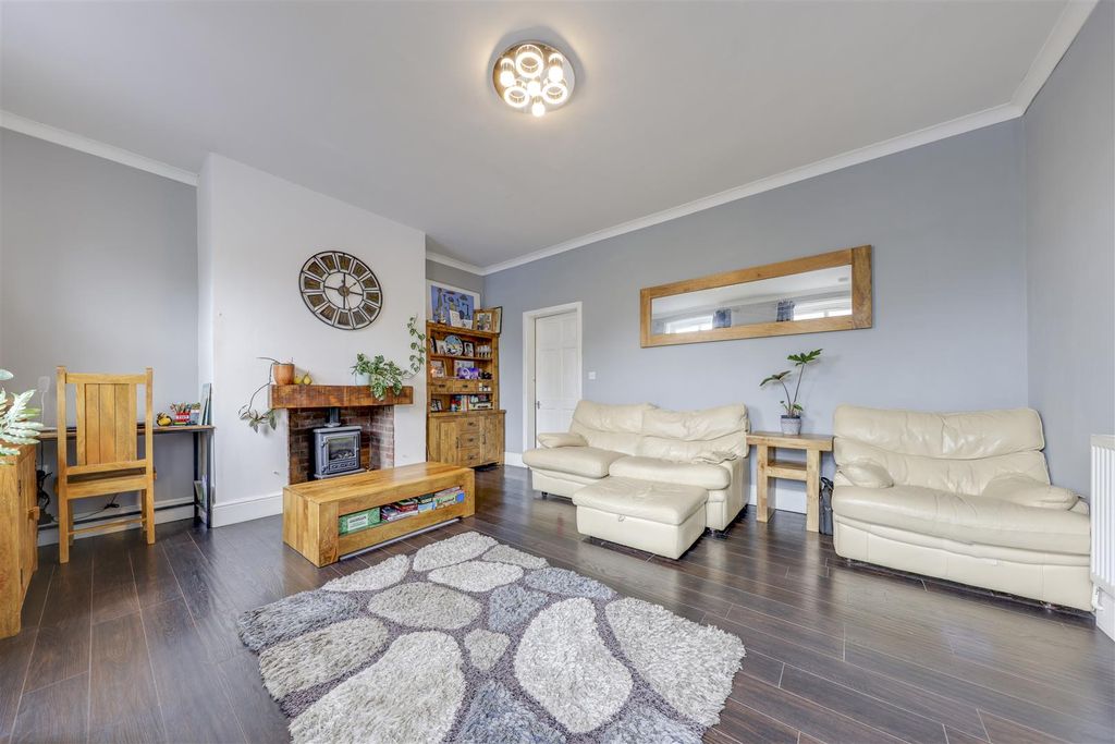 Property photo 1 of 18 1 (2).Jpg