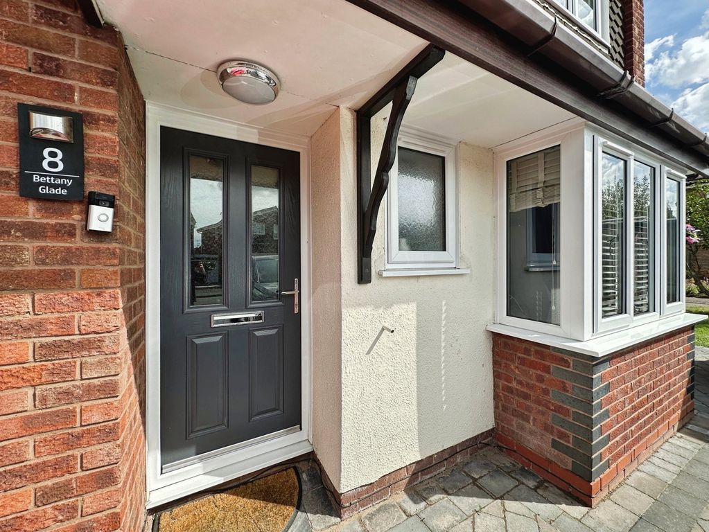 Property photo 2 of 42