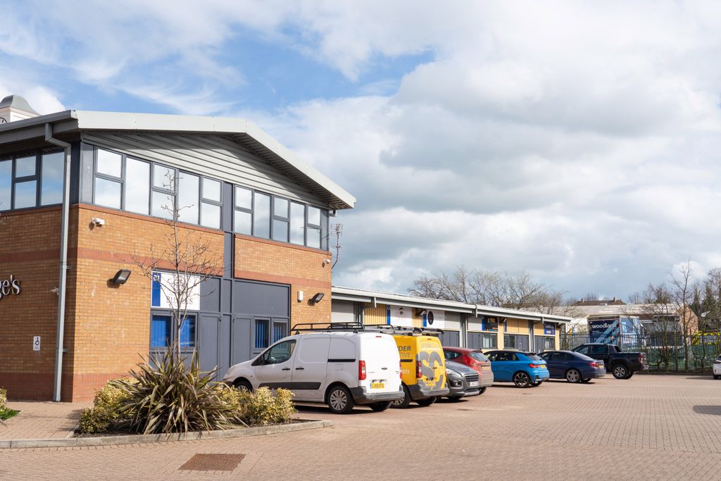 Property photo 3 of 9