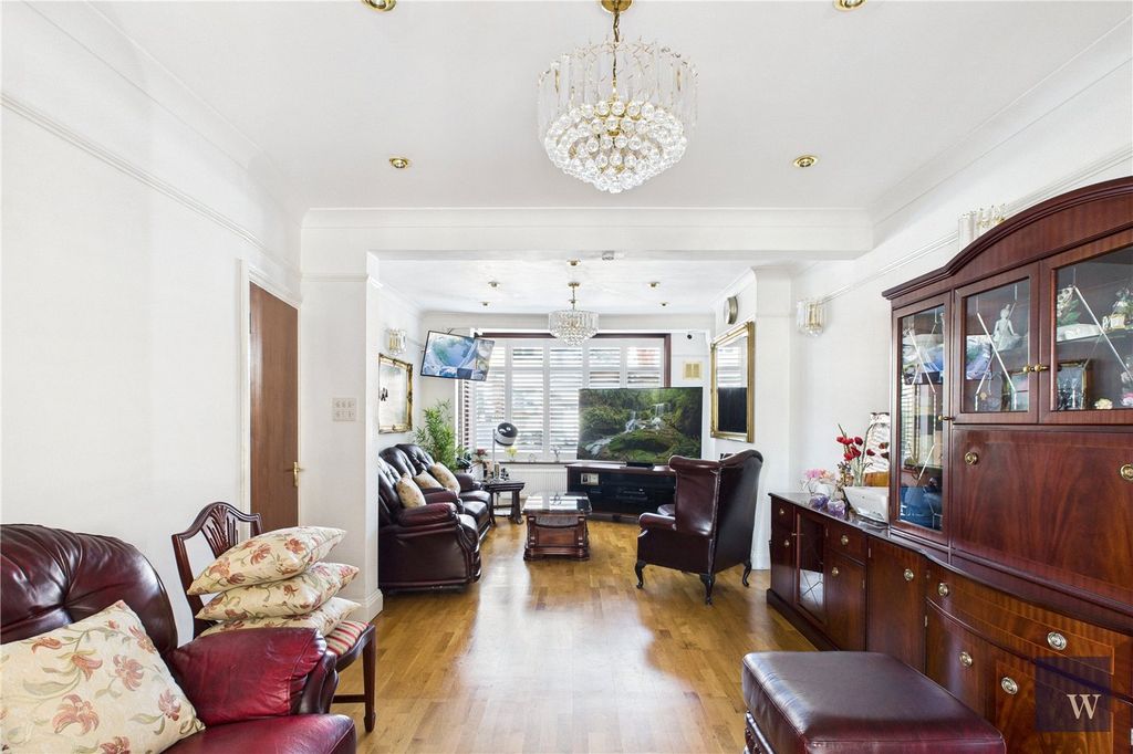 Property photo 3 of 19 Picture No. 03