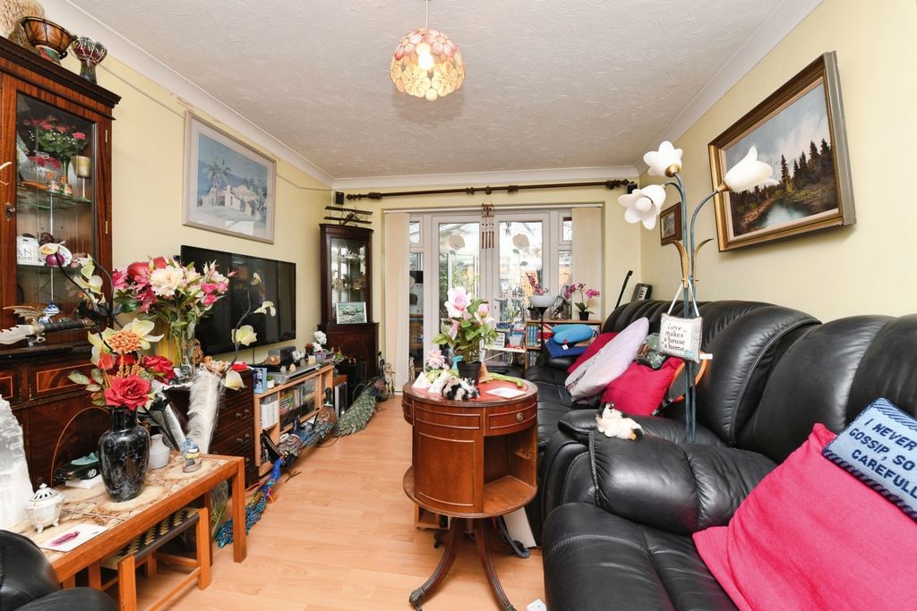 Property photo 2 of 22 Pbox-Img.Jpg