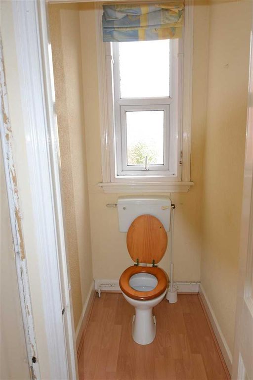 Property photo 3 of 5