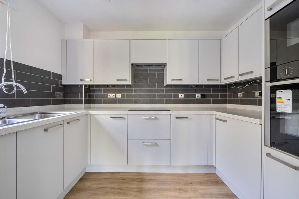 Property photo 2 of 9 Image