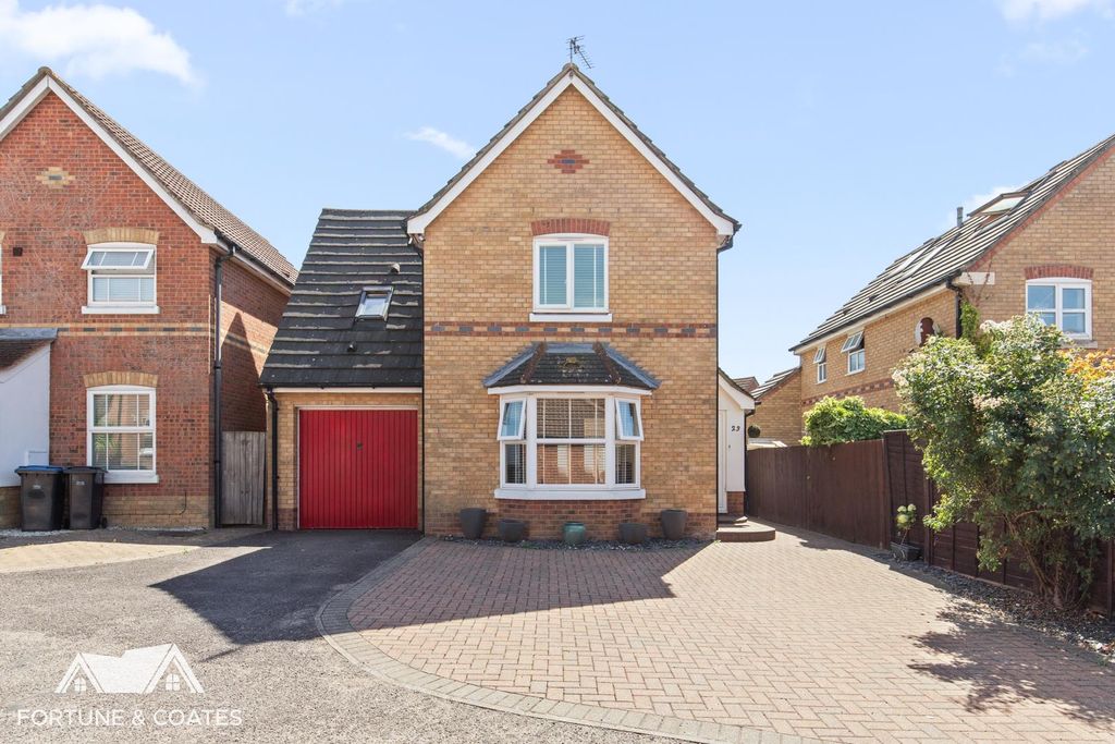 Property photo 1 of 18 Albertgardens_28.Jpg