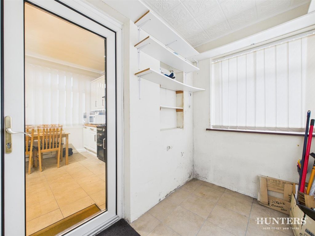 Property photo 2 of 20 Cam05287G0-Pr0148-Still001.Jpg