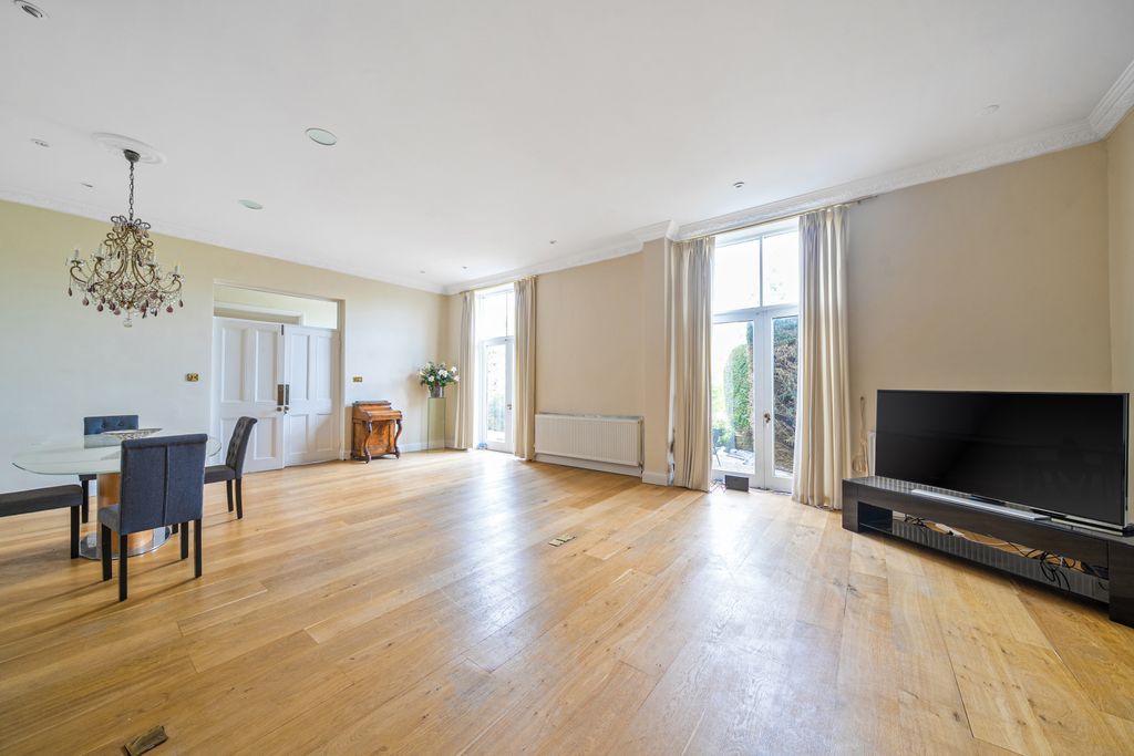 Property photo 2 of 20 Picture No. 04