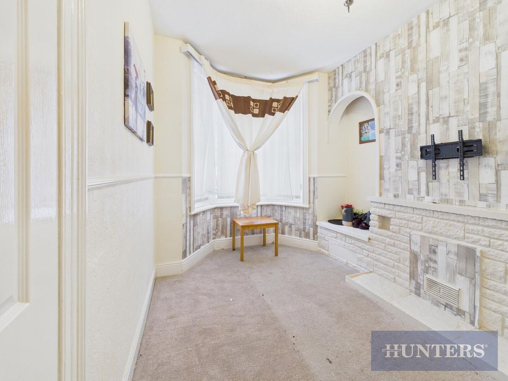 Property photo 2 of 18 Reception Room