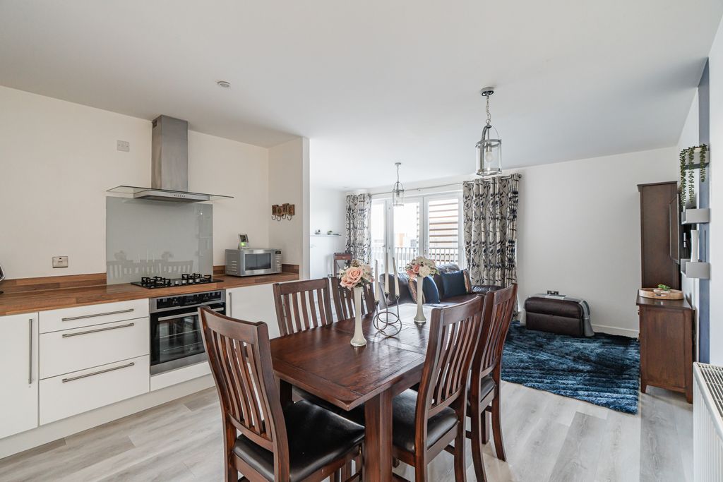 Property photo 2 of 15 Property Image 2