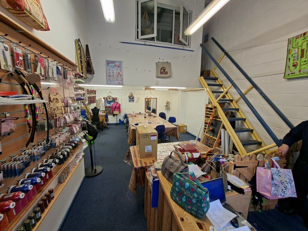 Property photo 3 of 4