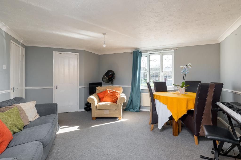 Property photo 3 of 16 Photo 3