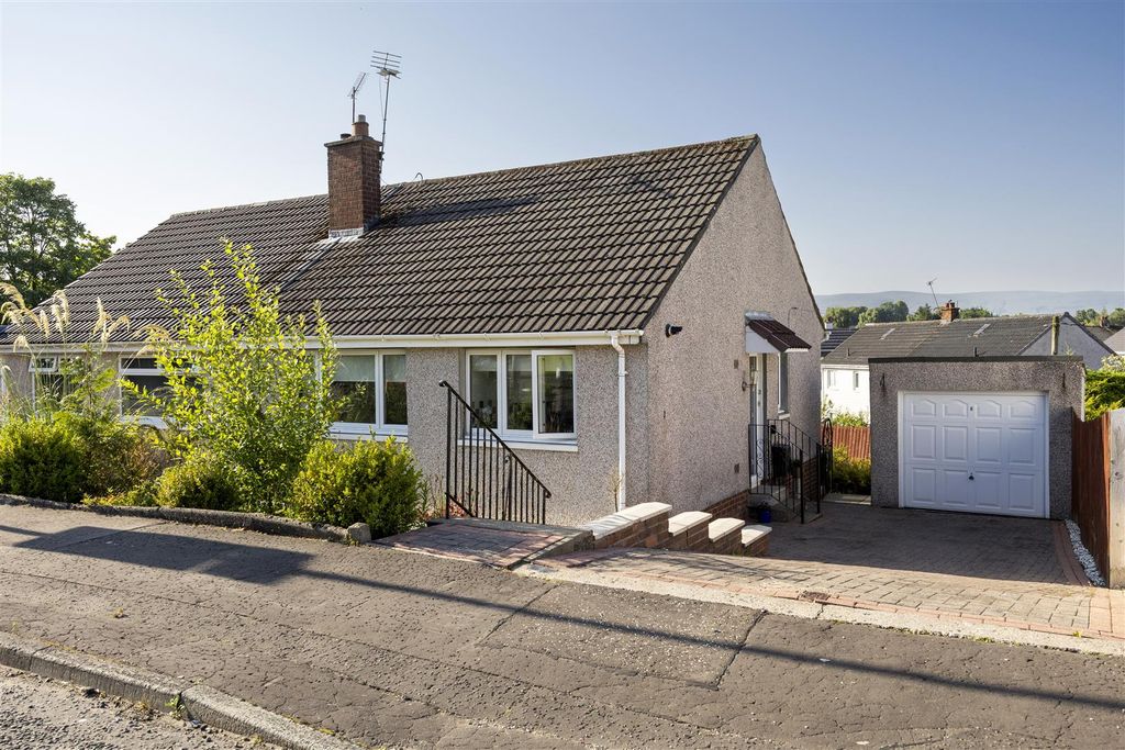 Property photo 1 of 16 01-3_Millersneuk_Ave_Lenzie_001.Jpg