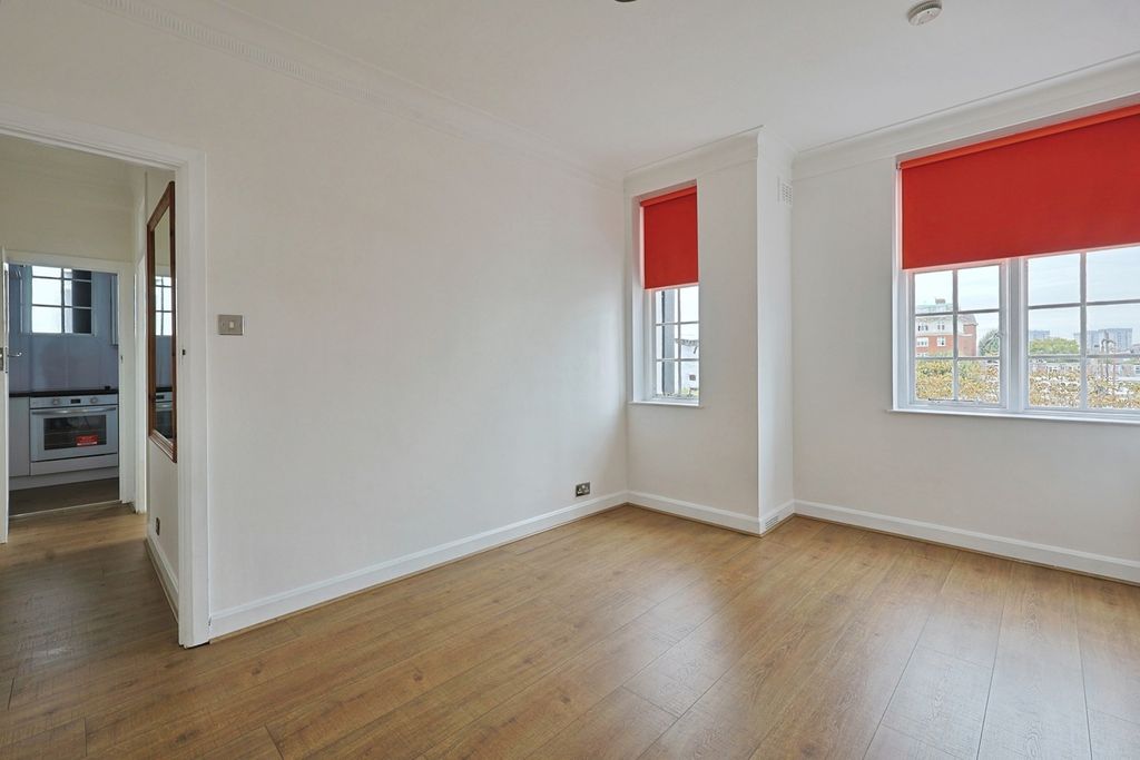 Property photo 3 of 22 Reception Room
