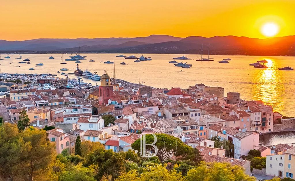 Property photo 1 of 4