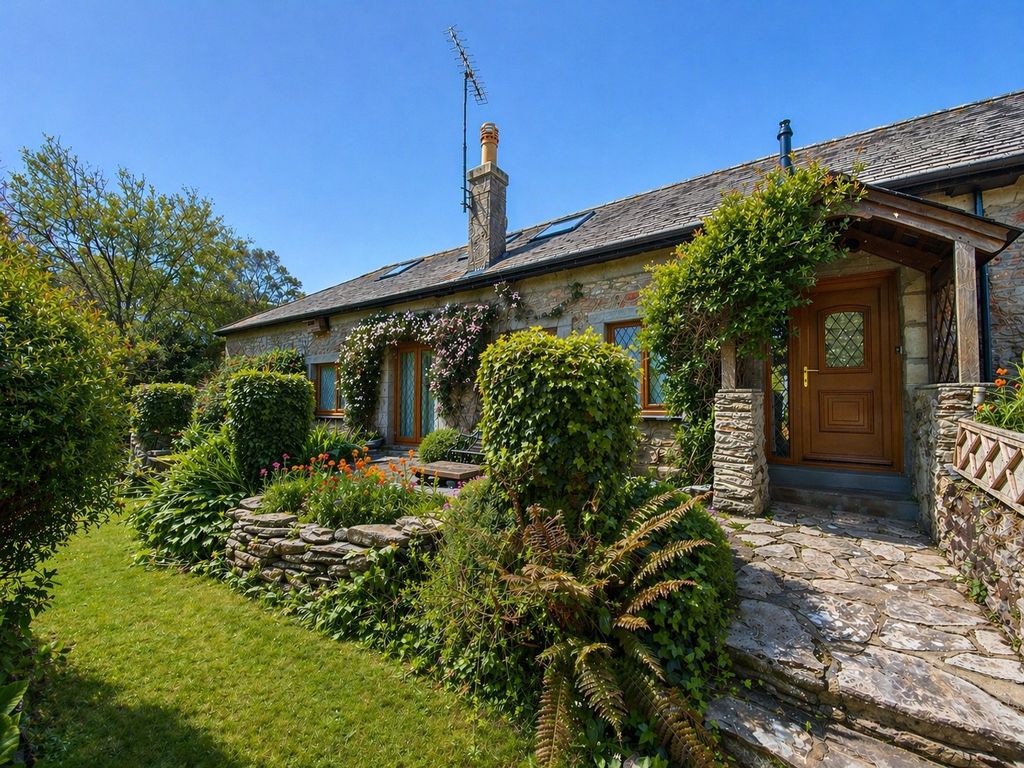 Property photo 1 of 28 1 - Picture No. 41