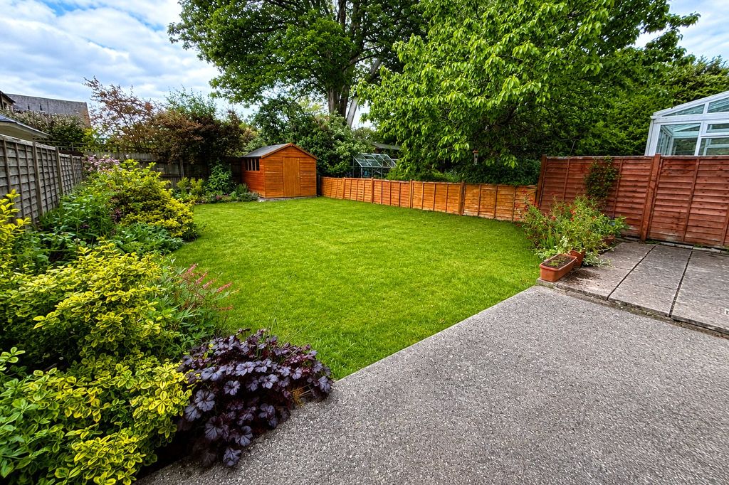 Property photo 2 of 14 Picture No. 19