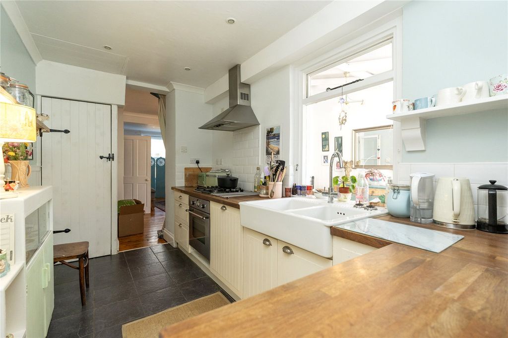 Property photo 2 of 15 Picture No. 09