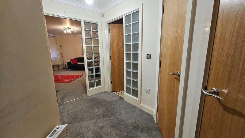 Property photo 2 of 6 Photo 1